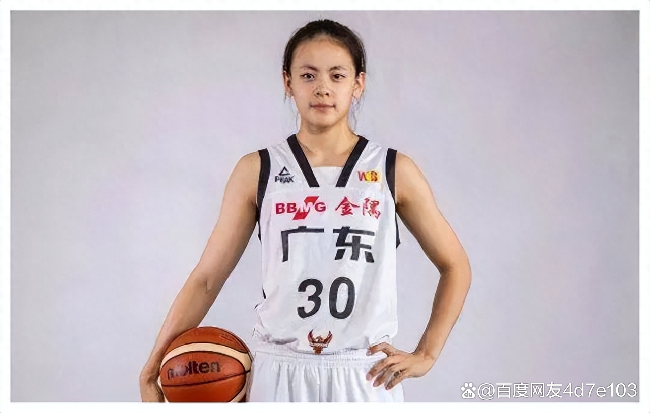 杨舒予：新教练让球队比去年有所成长&赛前布置开场就上强度的简单介绍