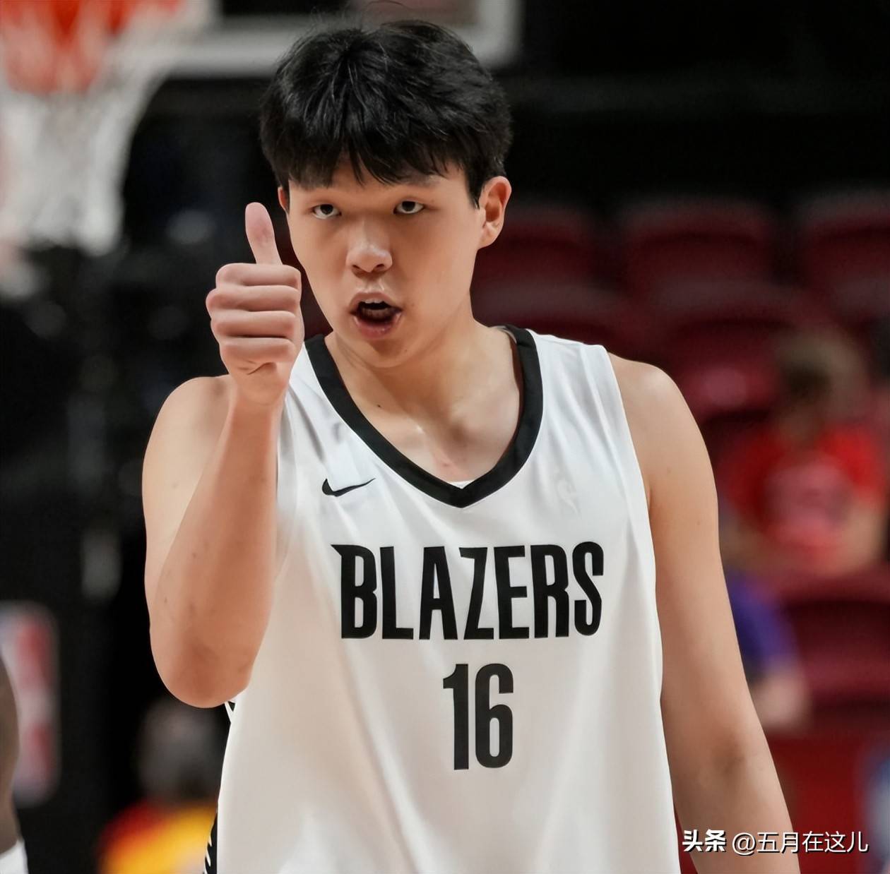 杨瀚森顶住鹈鹕双塔冲击奉上夏联含金量最高一战？(鹈鹕双塔能有作为吗)