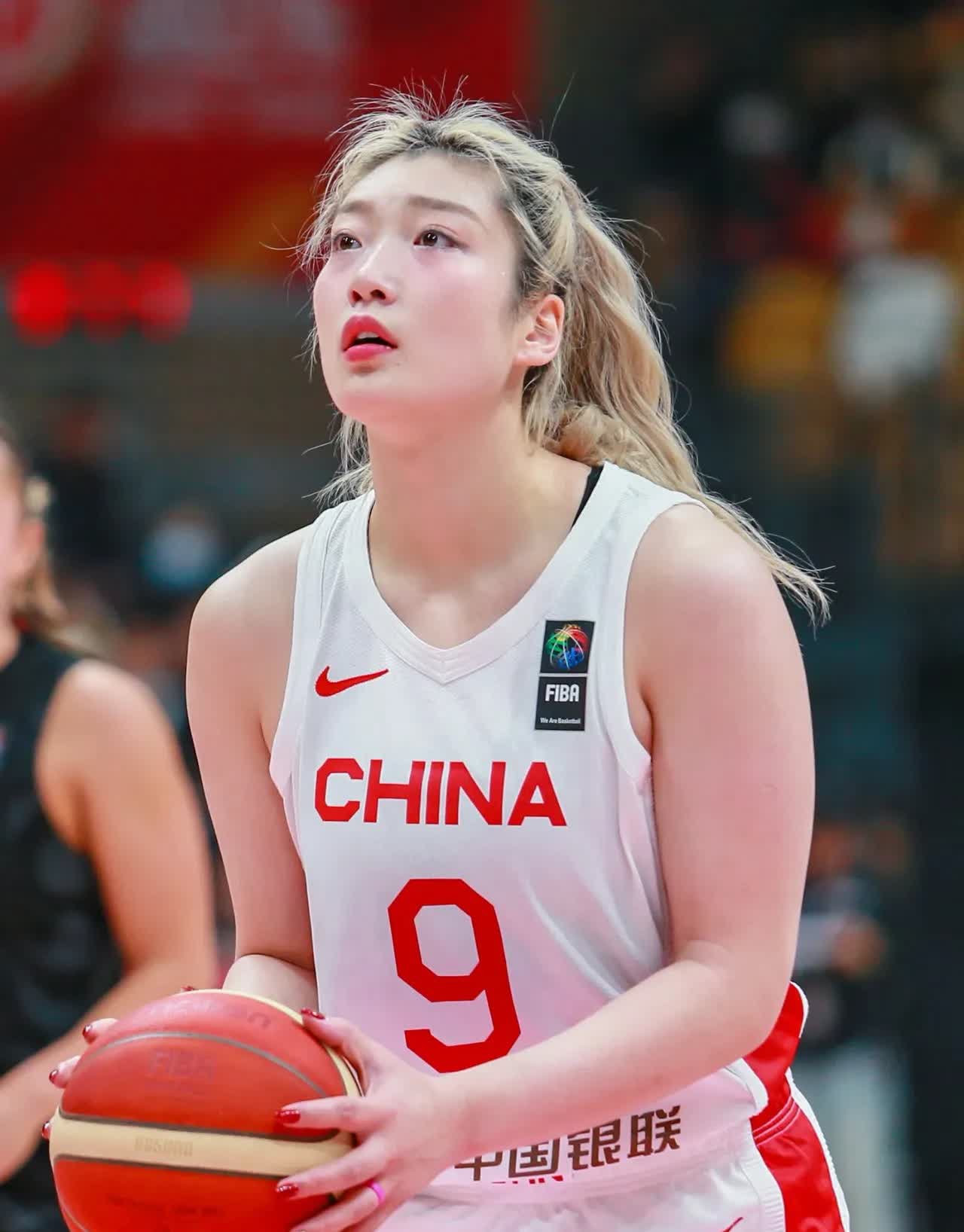 九游体育-玻利维亚女篮夺得第五名，表现优异(玻利维亚最新阵容)